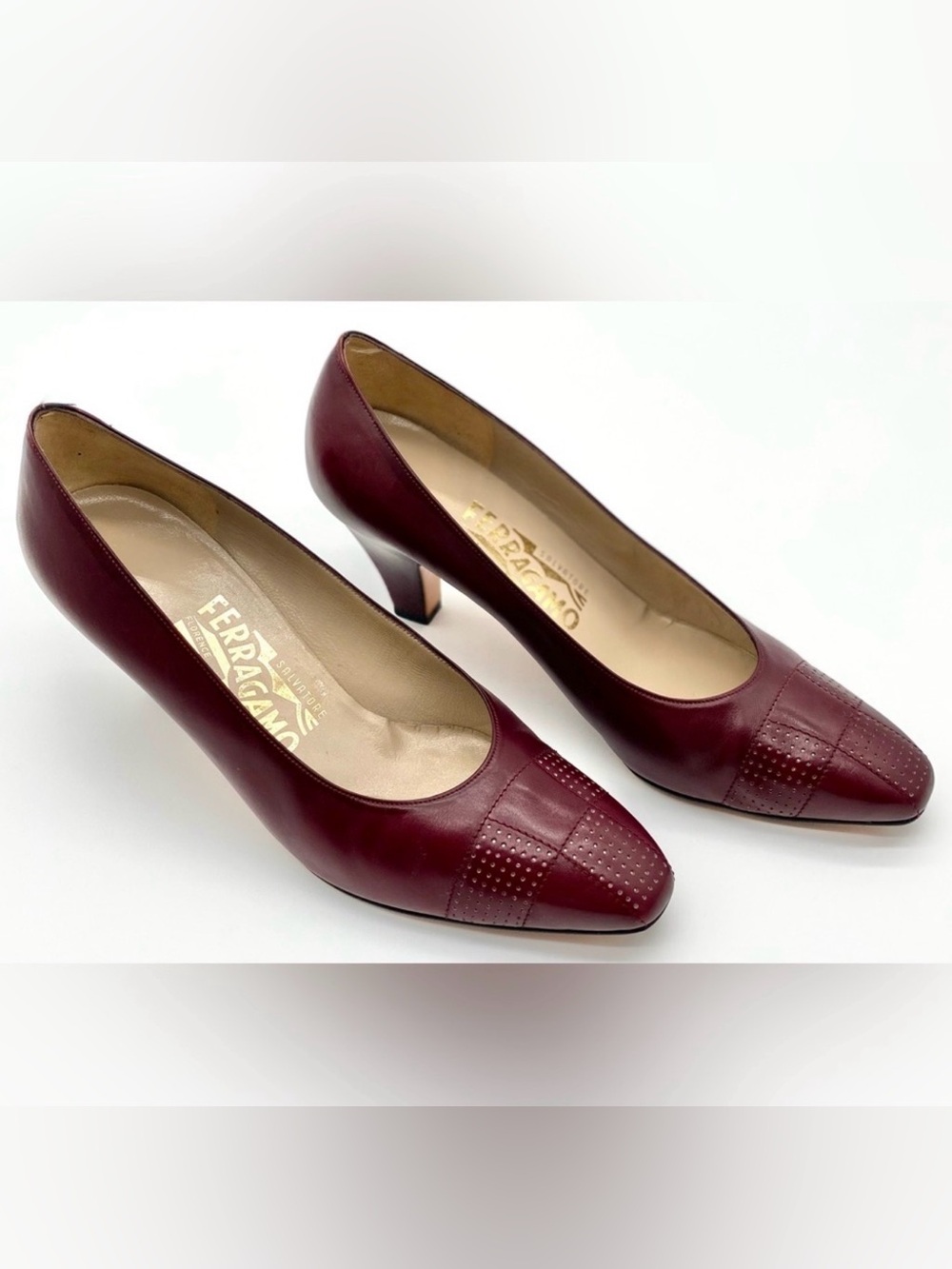 Salvatore Ferragamo Women’s Burgundy Leather Square Toe Retro Pump Heels 7.5B